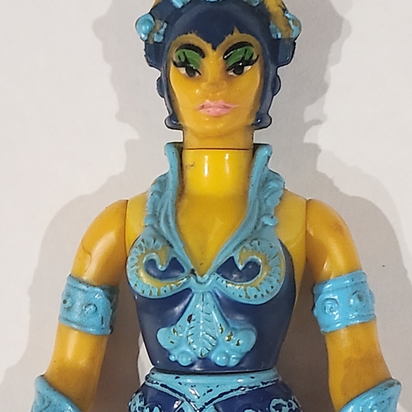 Vintage 1982 Masters of the Universe  Evil-Lyn toy - Picture 2 of 11
